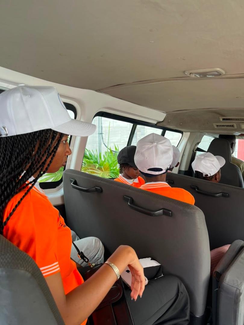 En route vers l’aventure — Colonie de vacances Travel Light
